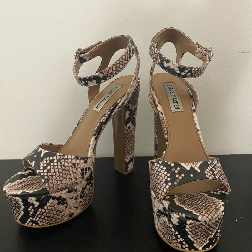 Steve Madden Skyla Snakeskin Heels